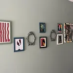 Location, Carefully Decorated, Design *